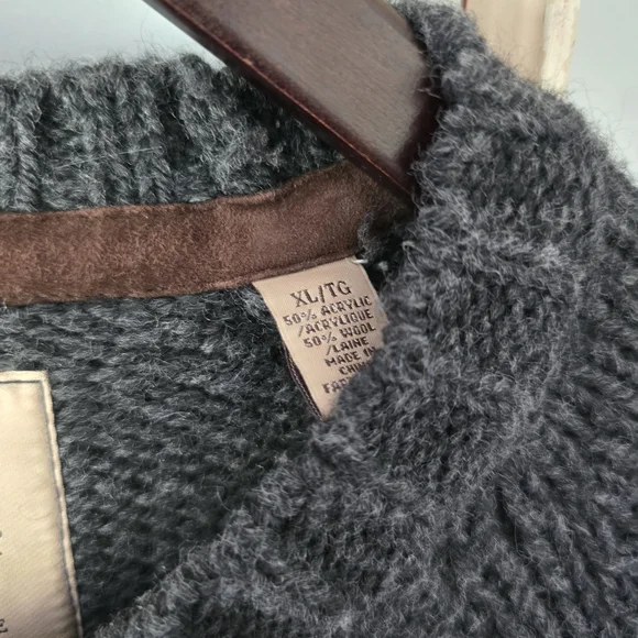 Tommy Bahama Gray and Brown Men's Sweater - Picture 4 of 5